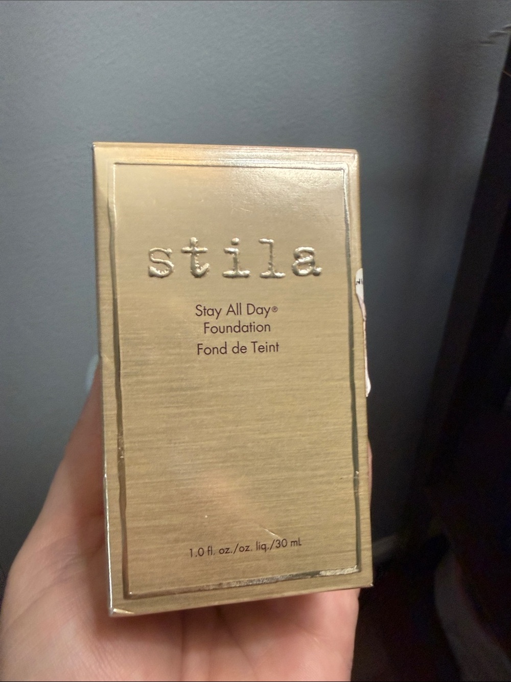 Stila Gold Tone Stay All Day Foundation Box
